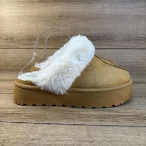 Steve Madden‎ Cloverr Clogs Women's Size 8 Tan Suede Faux Fur Platform Slip On